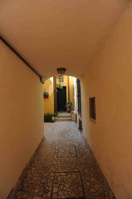 B&B Aurora Domus D'A-Mare Pesaro Eksteriør billede
