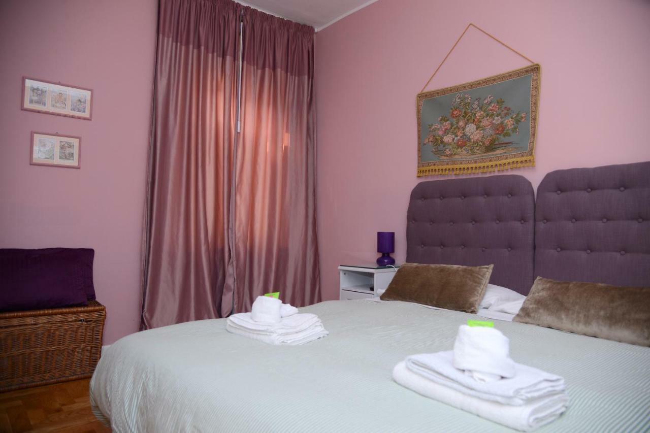 B&B Aurora Domus D'A-Mare Pesaro Eksteriør billede